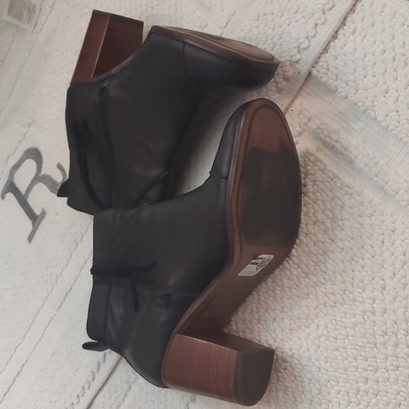 TOMS LUNATA BOOTIE - Picture 2 of 13